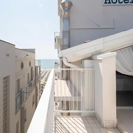 Boston 3 Stelle Superior Frontemare Otel Lido di Jesolo
