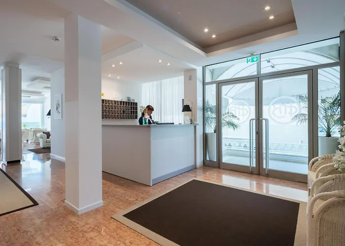 Hotel Boston 3 Stelle Superior Frontemare