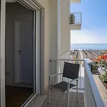 Otel Boston 3 Stelle Superior Frontemare 3*