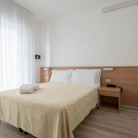 Boston 3 Stelle Superior Frontemare Ξενοδοχείο