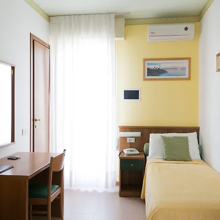 Boston 3 Stelle Superior Frontemare Ξενοδοχείο Τζεσόλο Λίντο