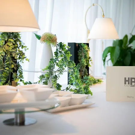 Boston 3 Stelle Superior Frontemare