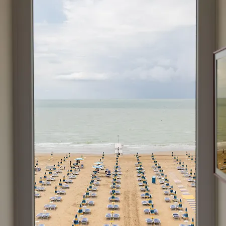 Ξενοδοχείο Boston 3 Stelle Superior Frontemare 3*