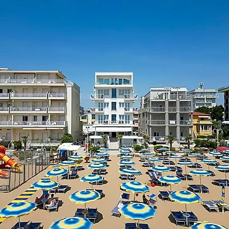 Boston 3 Stelle Superior Frontemare Lido di Jesolo
