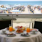 Hotel Boston 3 Stelle Superior Frontemare 3*
